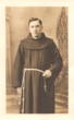 Pranciškonas kunigas Augustinas Dirvelė. Čikaga, 1931 m.