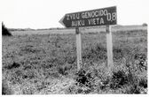 Informacinė rodyklė į žydų žudynių vietą Tauragės r., Gryblaukio k., 1991 m.