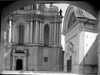 Vilniaus Šv. Jonų bažnyčios vakarinio fasado fragmentas