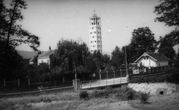 Prano Gudyno kelionių nuotrauka: bažnyčios bokštas, gyvenamųjų namų eksterjerų fragmentai, Austrija