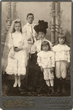 Vaistininko Goeldnerio žmona su vaikais