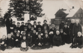 Stalgėnų mokyklos antro skyriaus mokiniai su mokytoja, apie 1932 m.