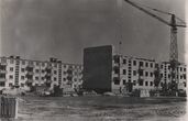 Daugiabučių namų statyba Komunarų ( dabar Aušros ) gatvėje, Utenoje 1964 m.