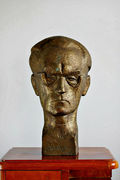 V. Mykolaičio-Putino bronzinis portretas