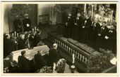 Latvija, Liepoja, šv. Onos bažnyčia. Kunigo Janio Birgelio (Jānis Birģelis) laidotuvės