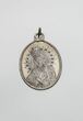 Religinis medaliukas. Prancūzija. Aušros Vartų Švč. Mergelės Marijos atvaizdas. Apie 1846 m.