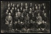 Marijampolės gimnazijos IV-os klasės mokinės
