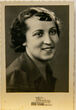 Iš Pranciškaus Mikutaičio fondų. Jaunos moters portretas (nuotrauka)